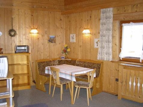 Landhaus Brigitta İnnsbruck Oda fotoğraf